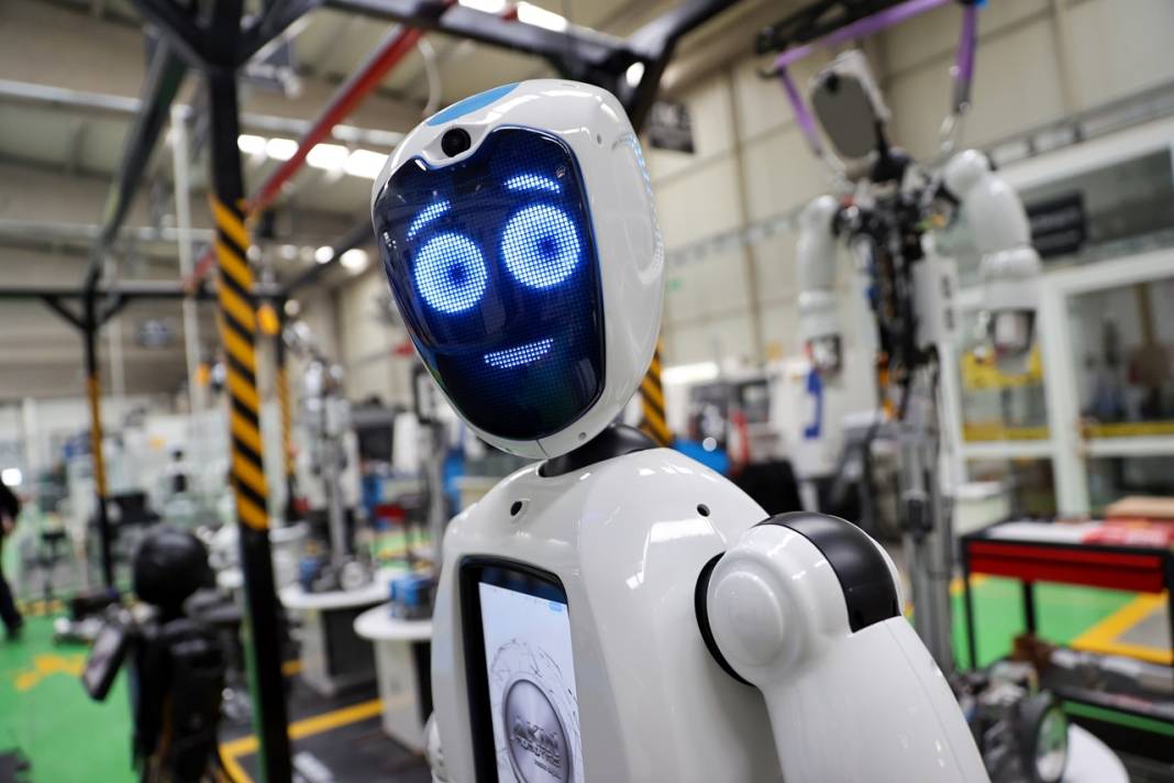 Konya'da insansı robotlar üretiliyor: Yakında vatandaşlara tanıtılacak 13